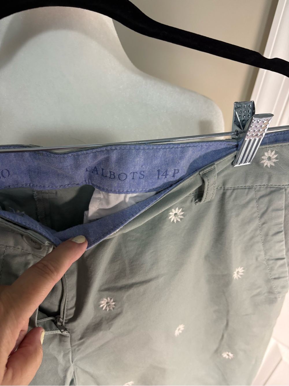 Talbots embroidered chino pants - Picture 3 of 5